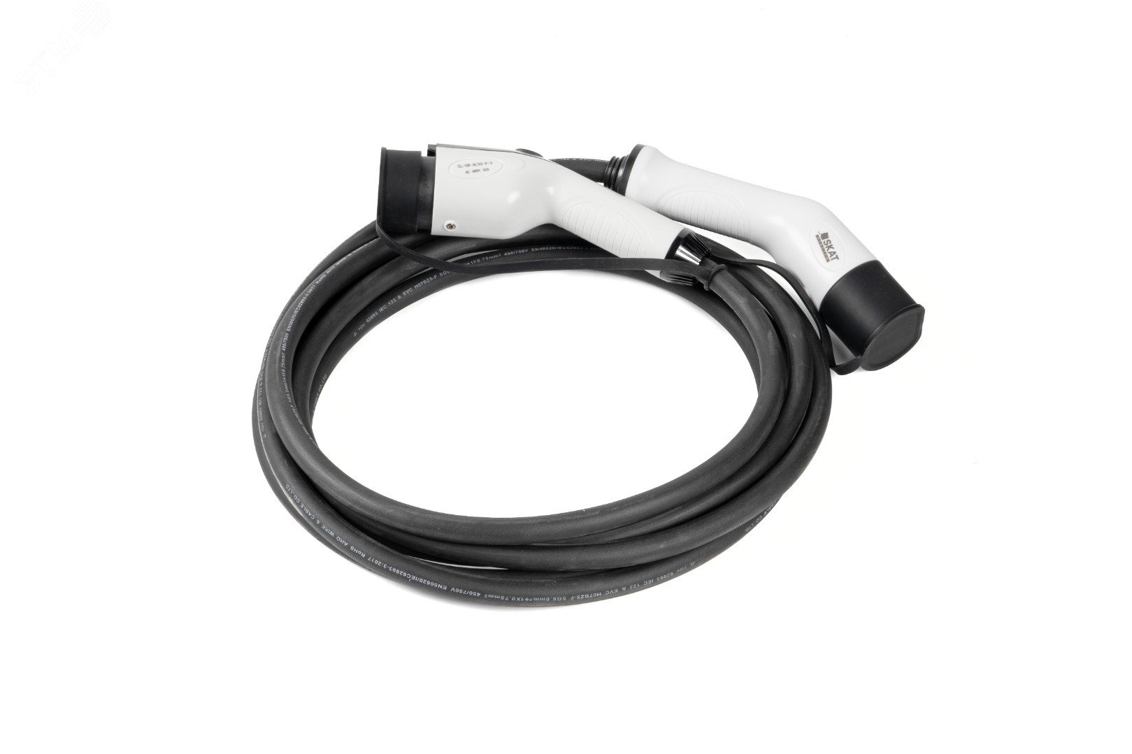 Зарядный кабель для электромобиля Type2 to GB/T EV charger cable 5m 8715 Бастион